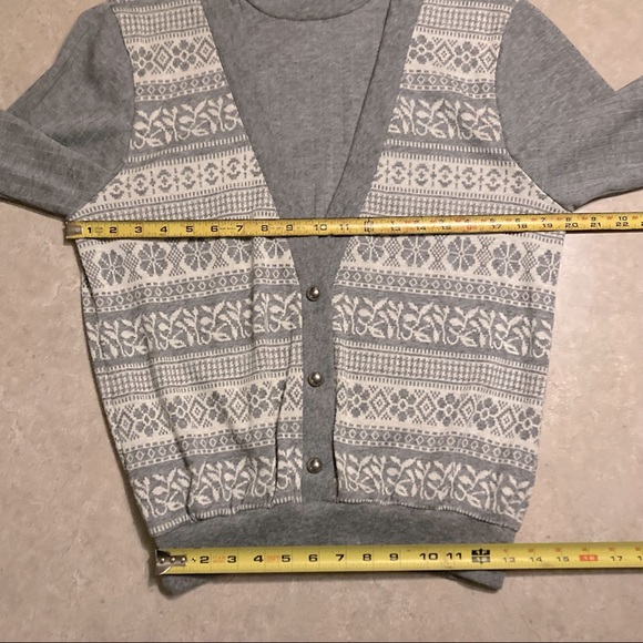 👛 Faux sweater vest/mock turtleneck. Heather grey & grey winter knit. Small - Picture 2 of 9